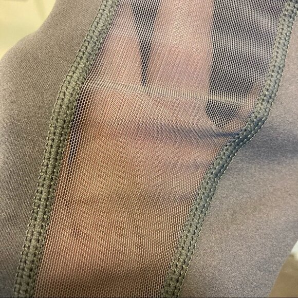 FABLETICS Sz M Motion 365 Grey Leggings Tights w/ Mesh - Picture 7 of 8